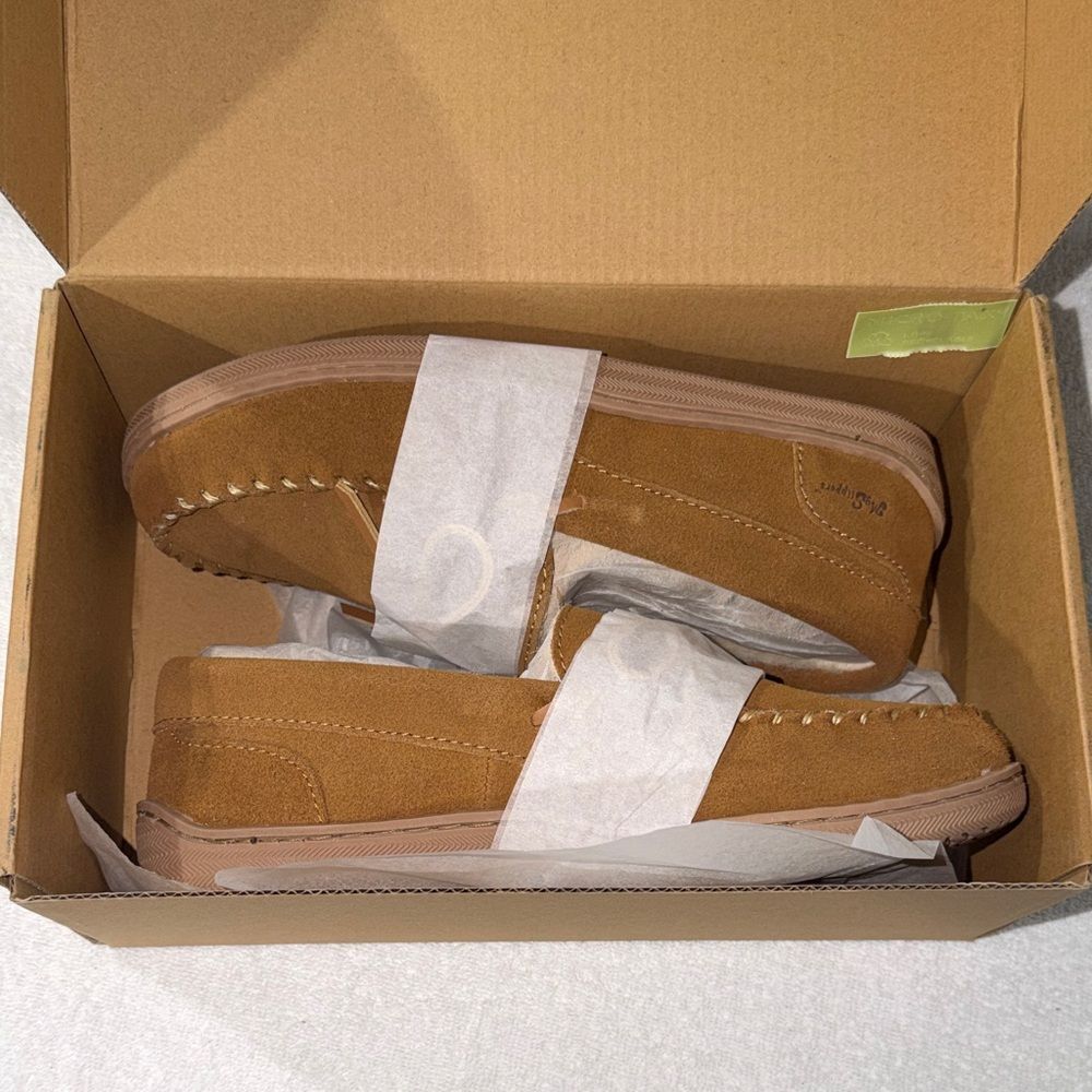 Women’s Suede Slip-On Loafers in Chestnut Brown